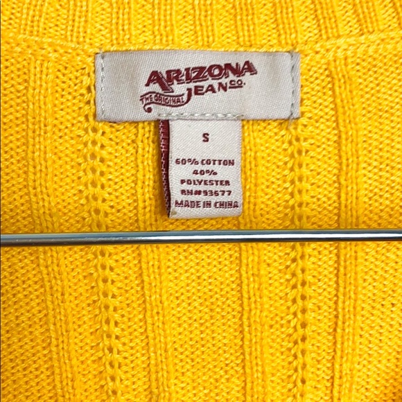 Arizona Cable Knit Yellow Vneck Sweater - Picture 5 of 6